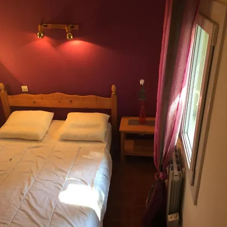 Maison A Saint Cyr Sur 度假居 *